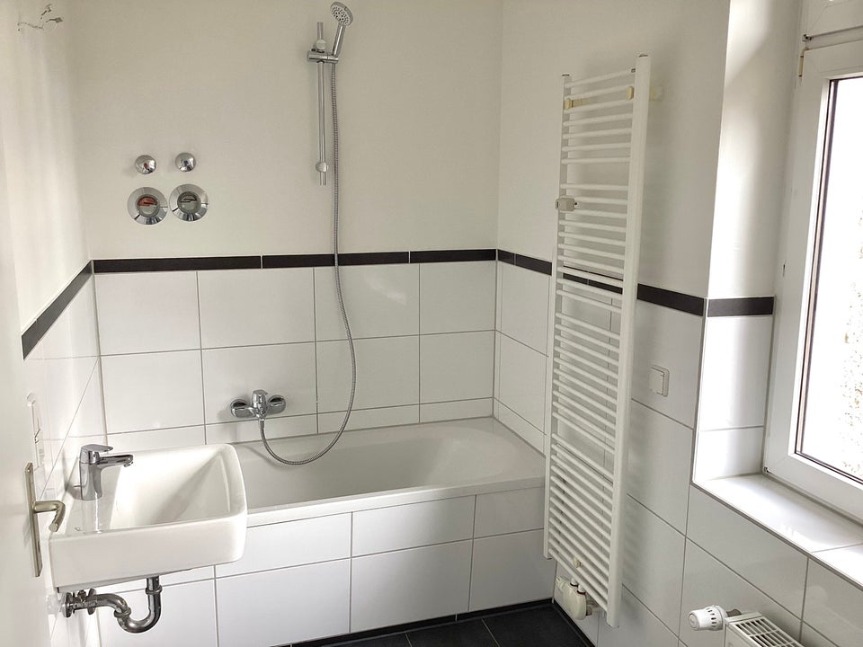 Gut geschnitten und renoviert! Jetzt einziehen! - Photo 4