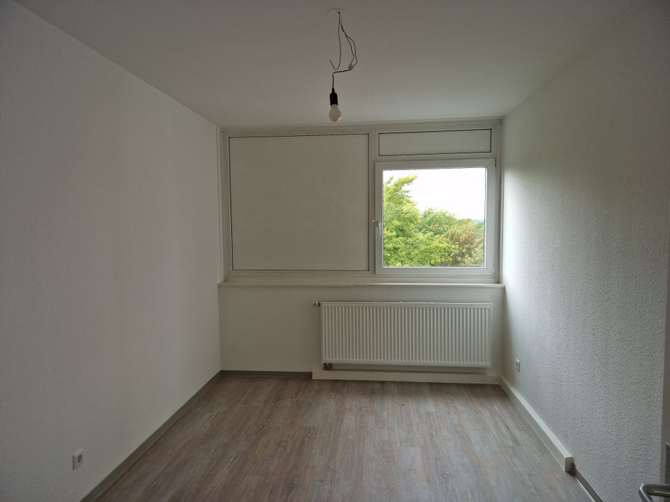 Die gefällt mir: komplett renovierte 3-Zimmer-Wohnung mit Balkon! - Foto 5