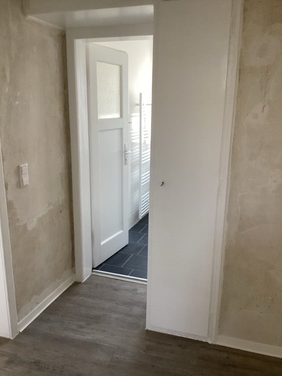 Zentrale 1-Zimmer-Single-Wohnung mit Balkon - Photo 5