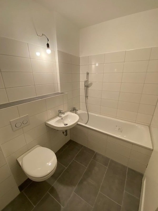 Sanierte 1,5-Zimmer-Single-Wohnung für Studenten/Azubis - Foto 1