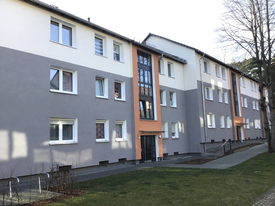 Schöne 2-Zimmer-Wohnung mit Tageslichtbad und Balkon - Foto 2