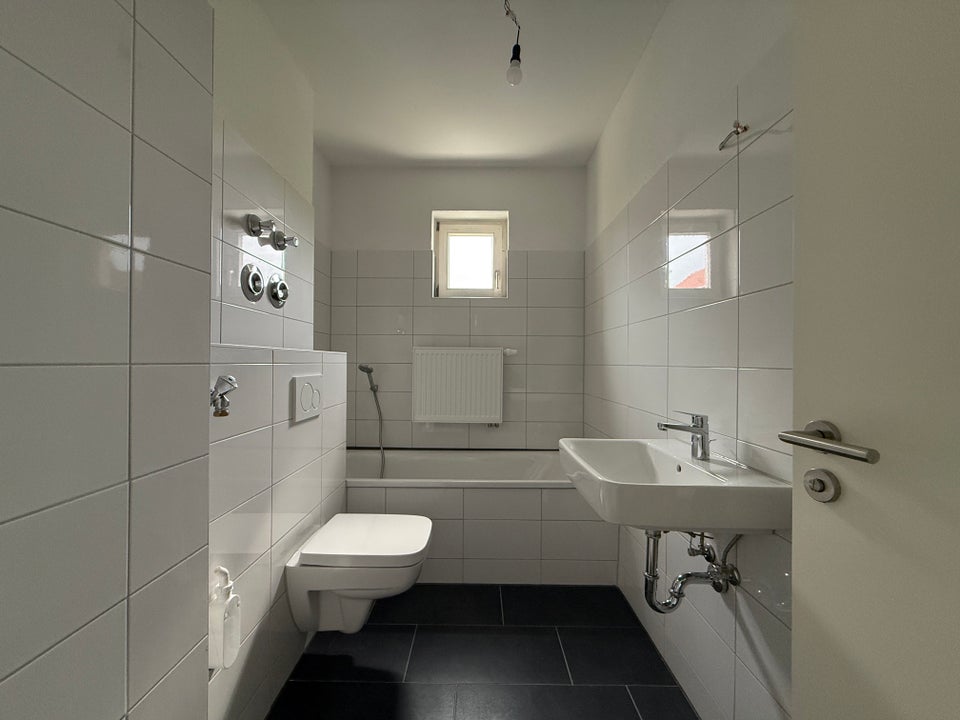 Klein aber fein! Sanierte 2 Zimmer Wohnung sucht Nachmieter - Foto 1