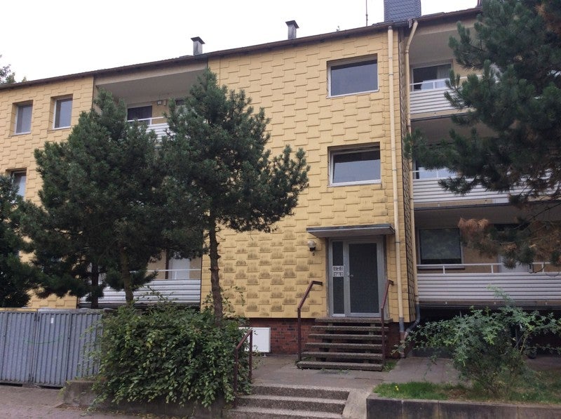 Modernisierte 2-Zimmer-Wohnung mit Balkon ab sofort - Photo 4