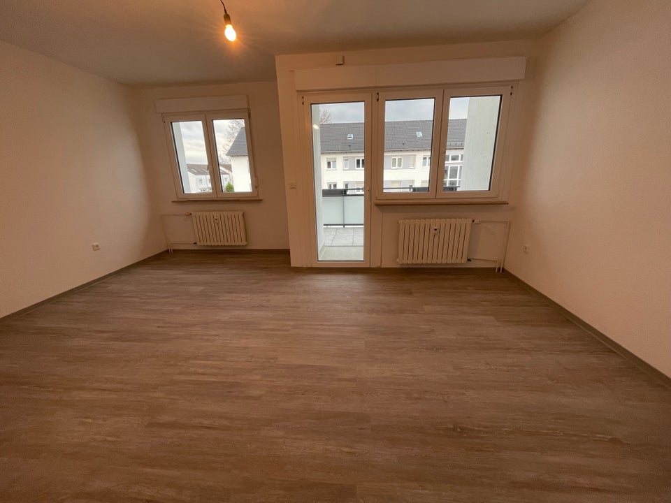 Das Glück hat ein Zuhause: individuelle 3-Zimmer-Wohnung - Photo 1