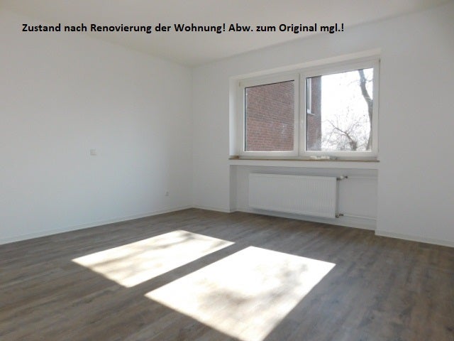 ***Bezugsfertig renoviert... 2-Zimmer-Wohnung im 1. OG in zentraler Lage*** - Photo 1