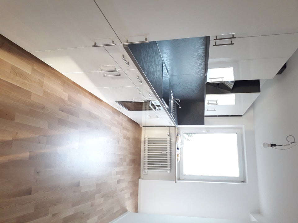 Attraktive 3-Zimmer-Wohnung mit Balkon und Einbauküche - Foto 1