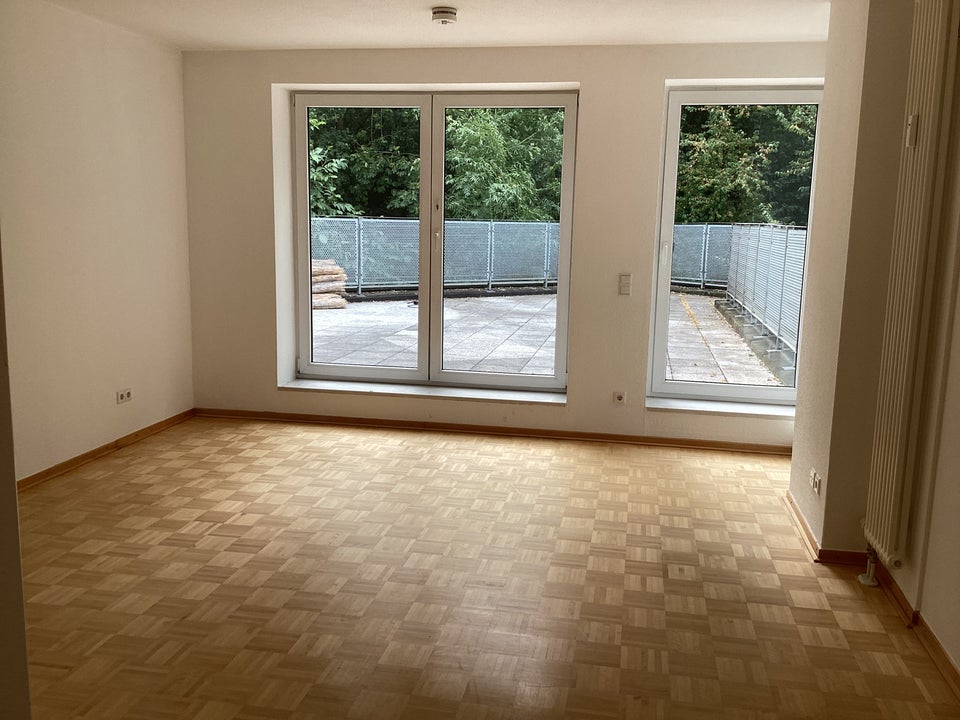 Darf es etwas Luxus sein?! Exklusive Penthouse-Wohnung zu vermieten! - Foto 3