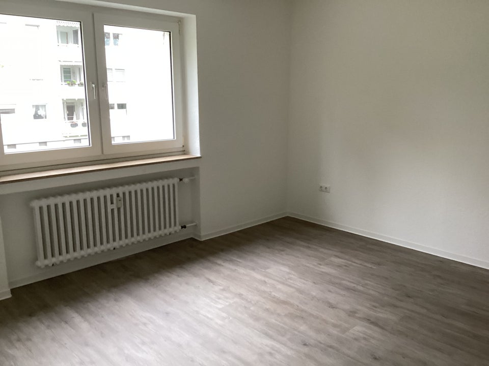 Alles Neu! Interessante 4,5 -Zimmer-Wohnung - Foto 4