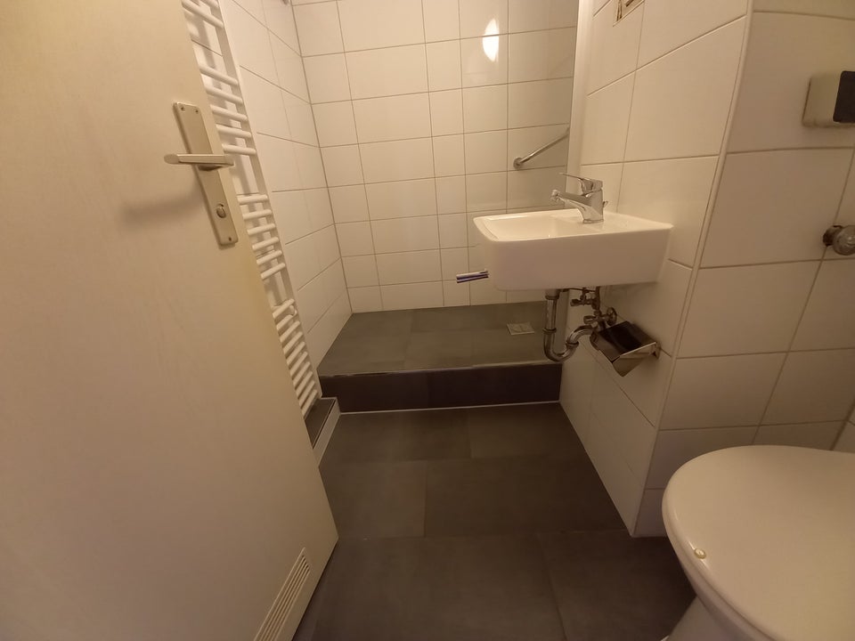 Eine 2 Raumwohnung für Senioren -Betreutes Wohnen möglich - Photo 3