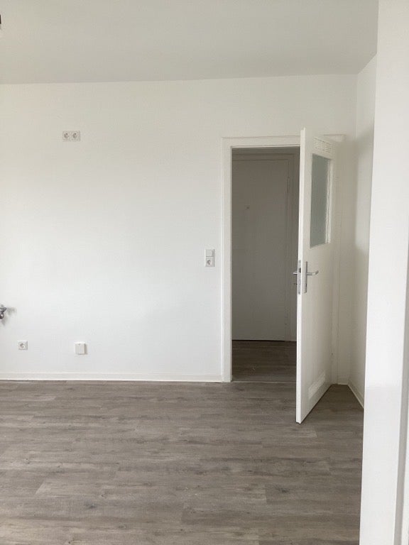 Ideal für Singles! Schnuckelige 1-Zi.-Single-Wohnung - Photo 2