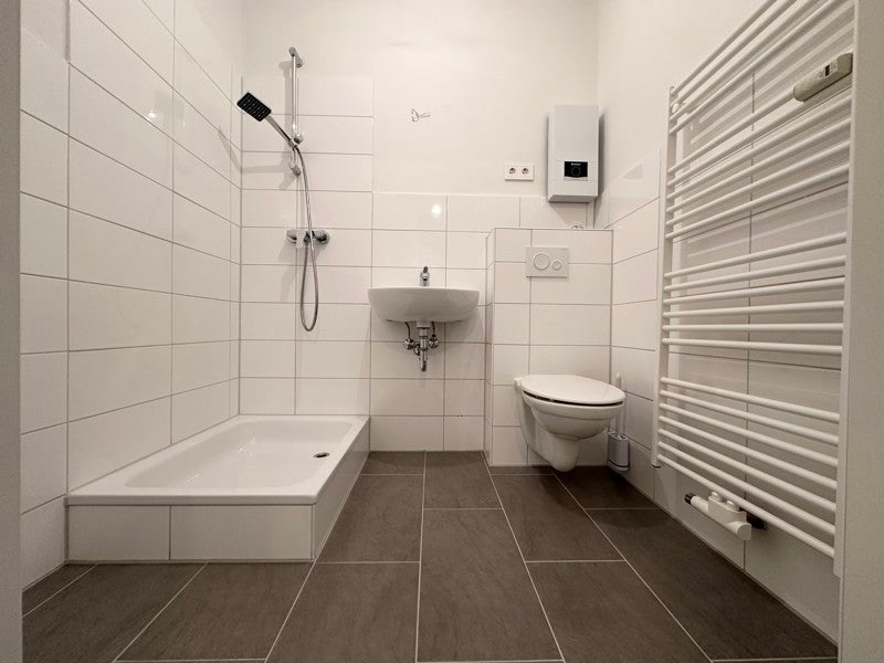 Schöne Wohnung sucht Mieter: 2-Zimmer-Wohnung in Stadtlage - Photo 4