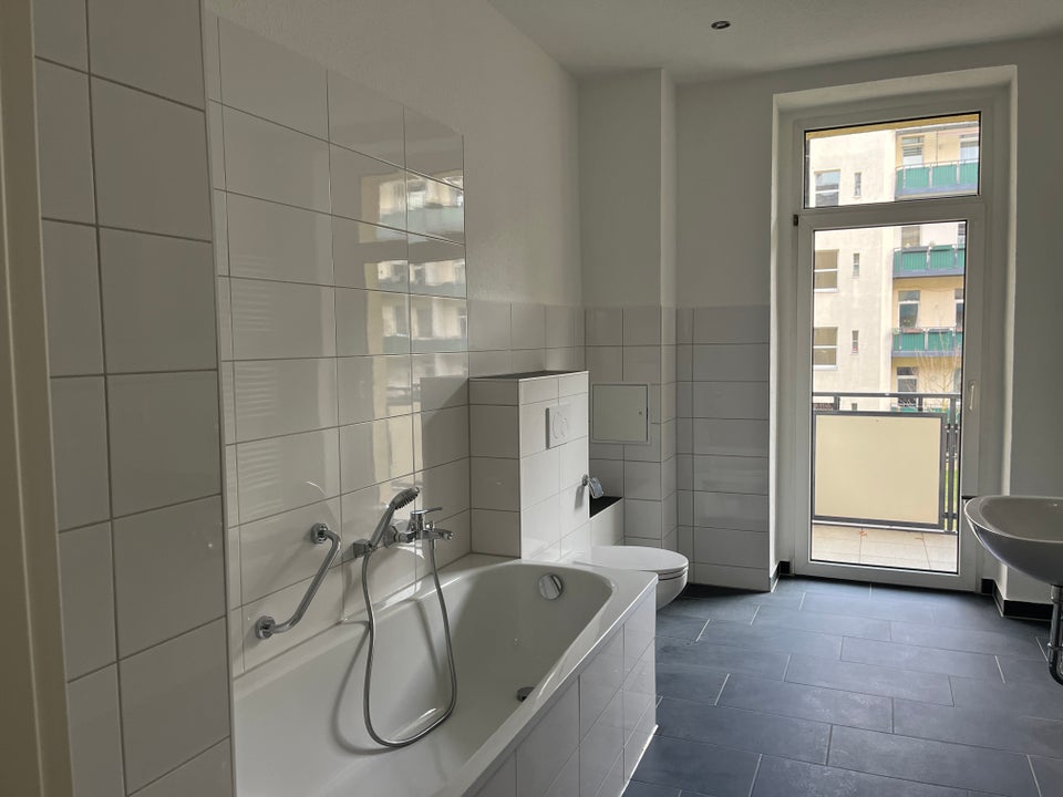 2-Zimmer-Wohnung mit Balkon! - Foto 2