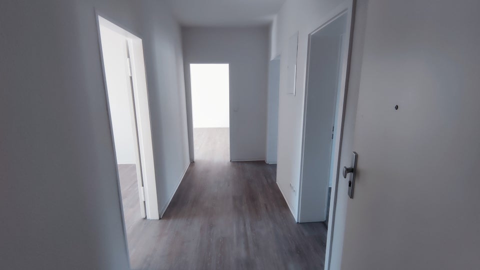 Stilvoll renovierte 3-Zi.-Erdgeschosswohnung - Foto 4