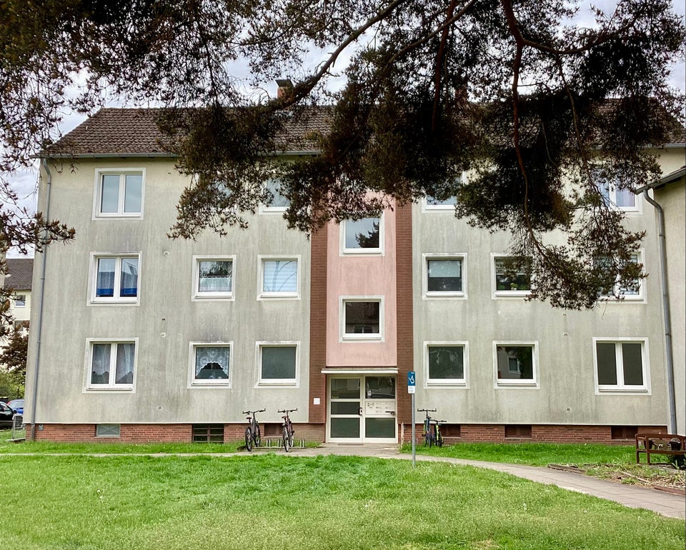 Ansprechende 3,5-Zimmer-Wohnung mit Tageslichtbad und Balkon - Foto 5