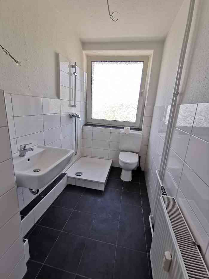 Unglaublich - Traumhaft schöne und günstige 2,5-Zimmer-Wohnung - Photo 3