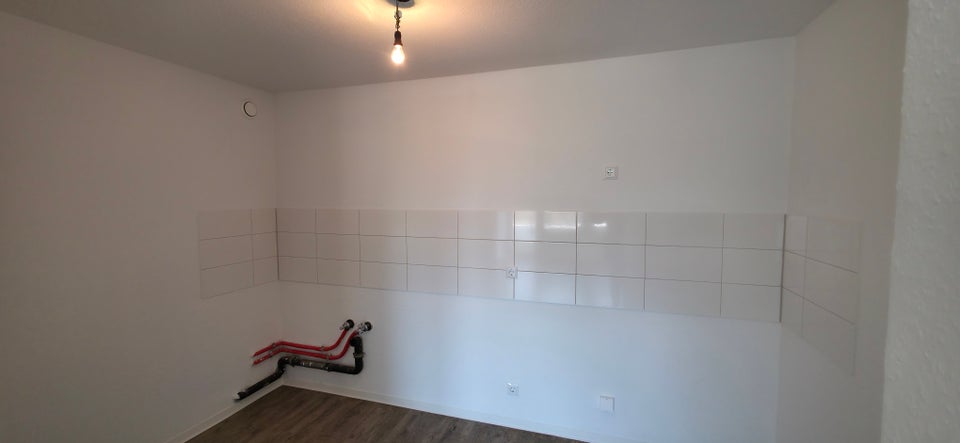 Helle 2-Zimmer-Wohnung mit großzügigem Balkon - Foto 1