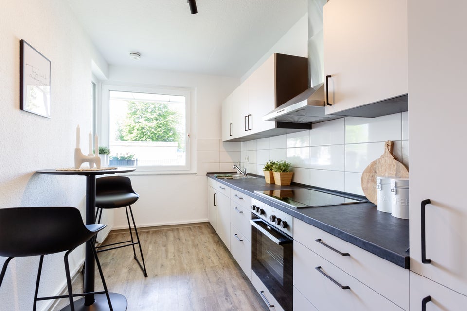 Helle und sanierte 3 Zimmer-Wohnung mit Einbauküche in Baumheide - Foto 1