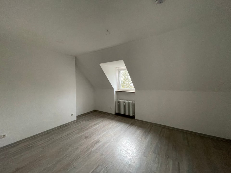 Optimale Dachgeschoßwohnung im Herzen von Dortmund-Eving - Photo 5