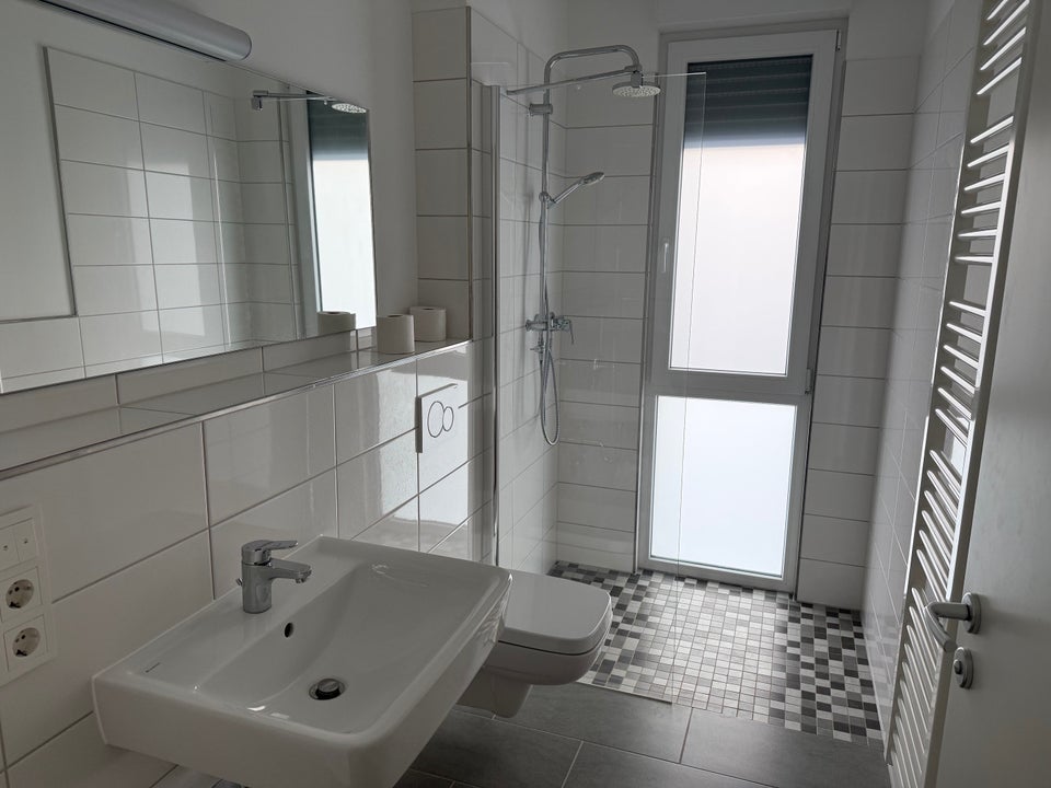 Renovierte neubaugleiche Wohnung in Hörde - Photo 3