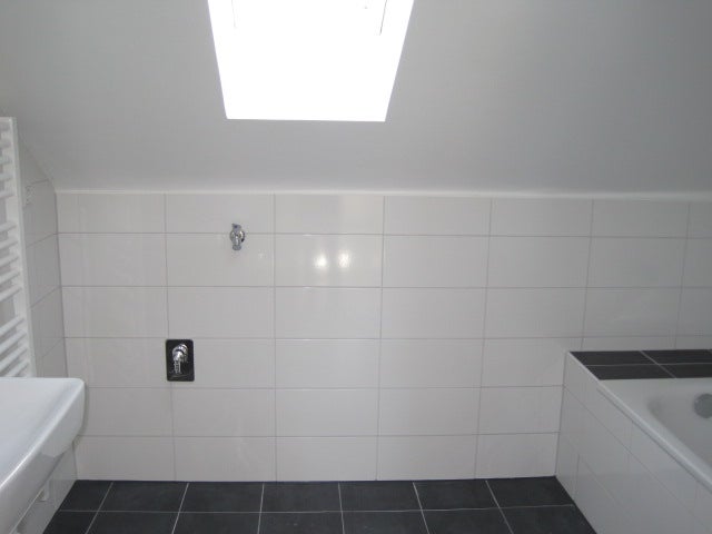 Gemütliche 2-Zimmer-Dachgeschoßwohnung im Stadteil Friedrichsfeld - Photo 3