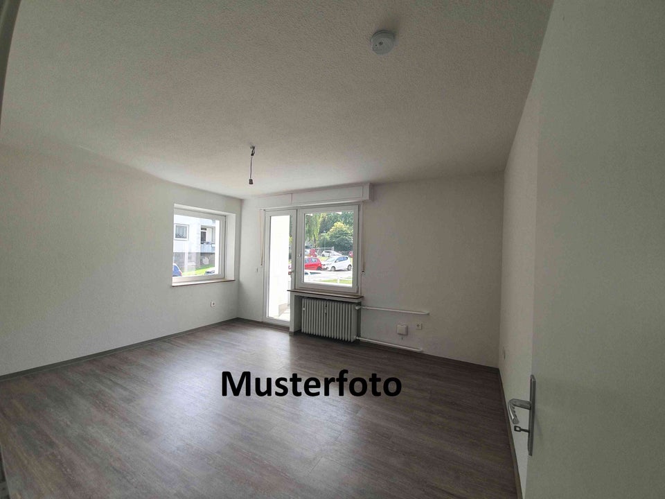 Das Glück hat ein zuhause: Zentrale 2,5-Zimmer-Wohnung - Foto 1