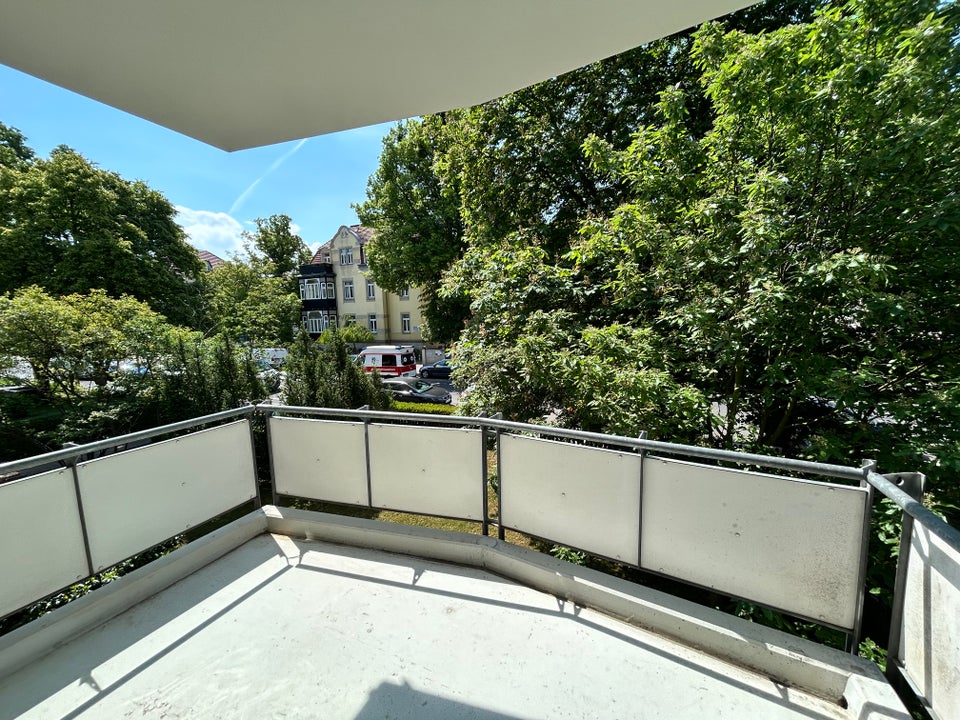 Schicke 2 Zimmerwohnung mit großem Balkon - ab sofort Bezugsfertig! - Foto 3
