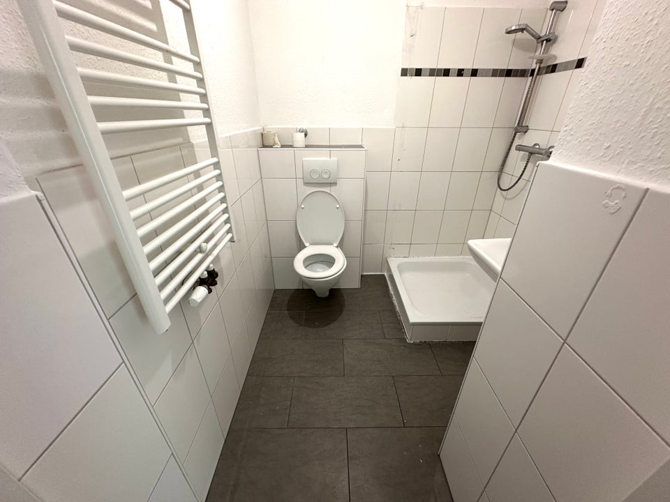 Bezugsfertige Wohnung sucht Mieter: hier können Sie ohne Kosten und Mühe direkt einziehen! - Photo 2