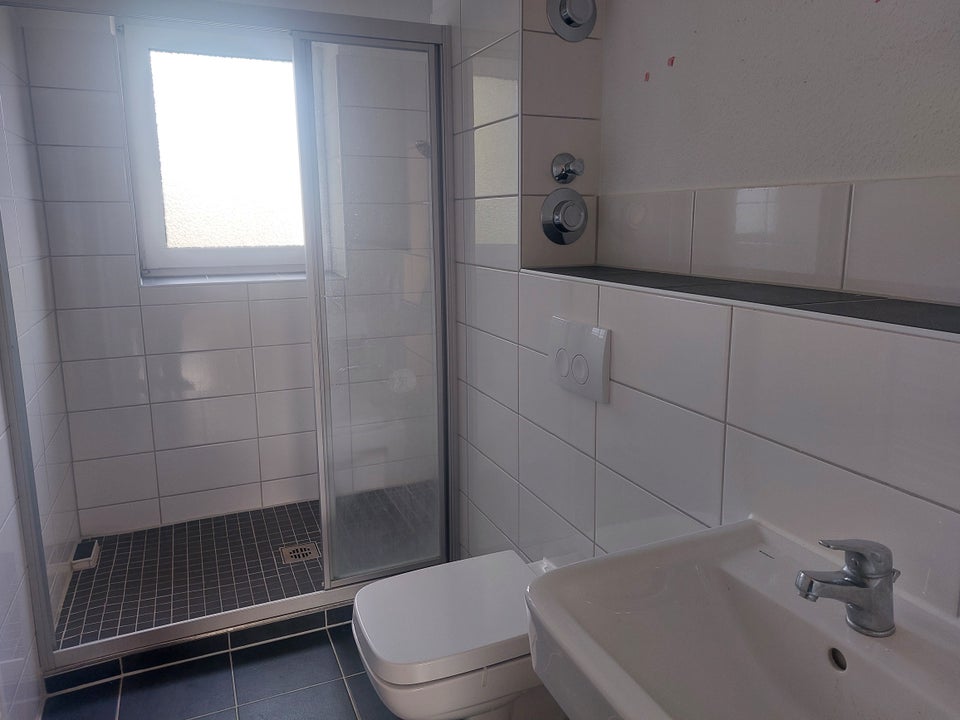 Schön renoviert - für Sie engagiert! - Foto 2