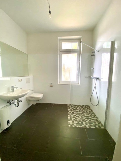 Herrlich geschnittene und helle 2-Raum-Wohnung in Uni-Nähe - Foto 1