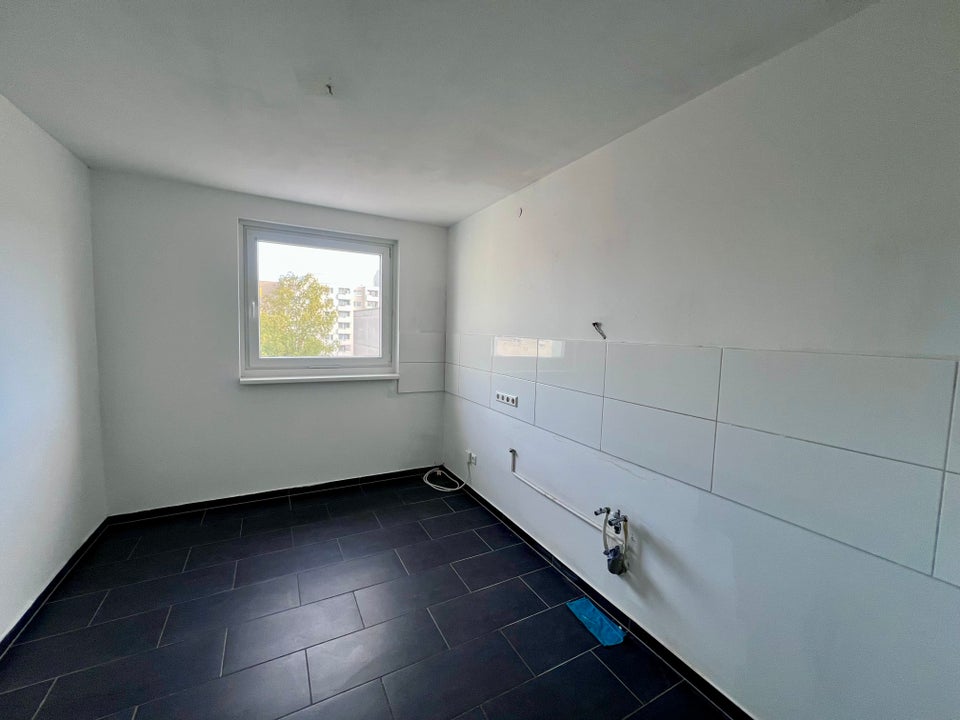 Modern, ruhig und dennoch zentral + zwei Monate Grundmietfrei - ab sofort! - Photo 5