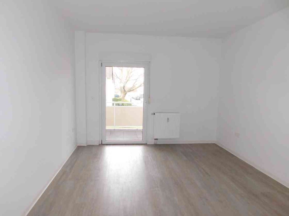 Schöne 2-Zimmer-Whg. mit moderner Einbauküche und Balkon - Foto 1