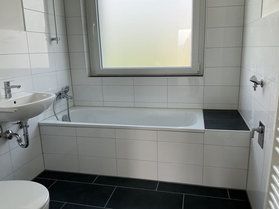 Geräumige 3-Zimmer-Wohnung mit Balkon! - Photo 1