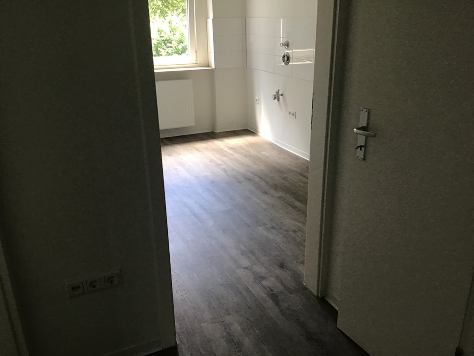 Gelegenheit: 2-Zimmer-Wohnung mit Balkon sucht neue Mieter - Photo 3