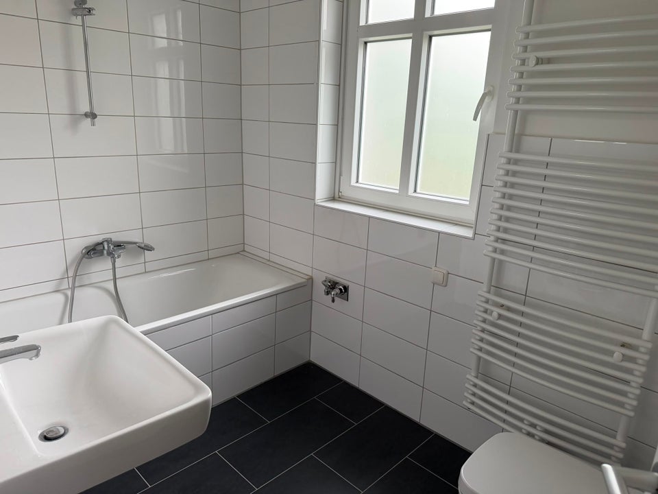 Hier findet jeder seinen Platz: 4-Zimmer-Wohnung - Foto 3