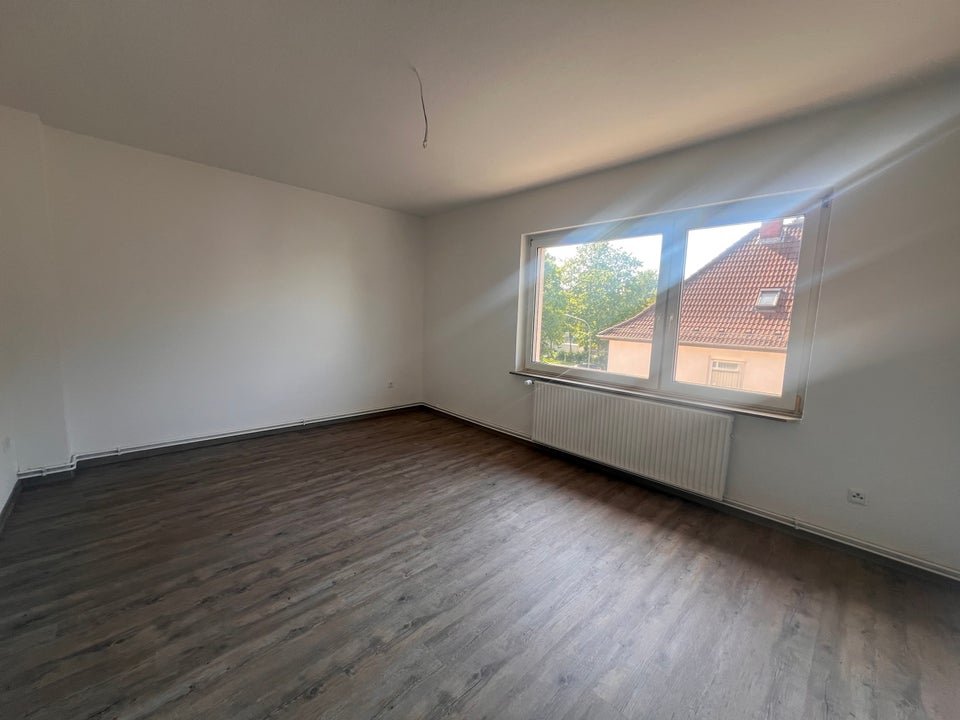 3-Zi.-Wohnung für Sie frei! - Foto 1