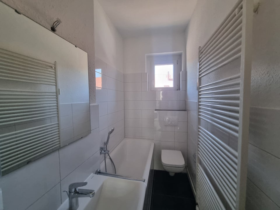 Wohnung wird gerade saniert! - Foto 3