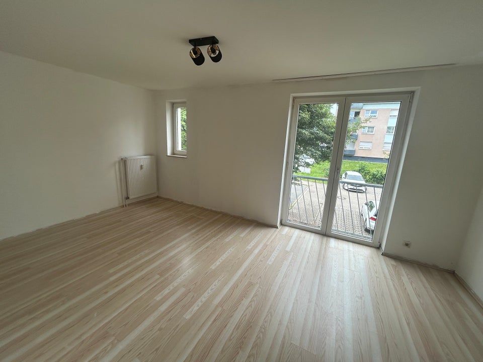 Tolle 2-Zimmer-Wohnung mit großem Wohnzimmer (WBS) - Foto 1
