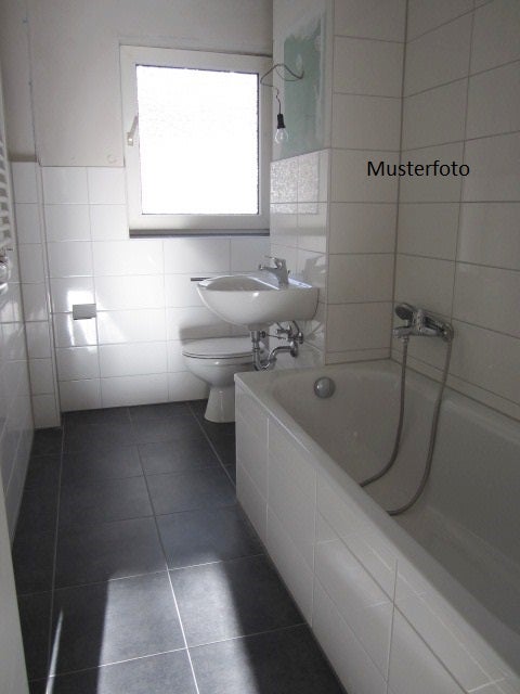 Ihr neues Zuhause: interessante 3-Zimmer-Wohnung - Photo 3