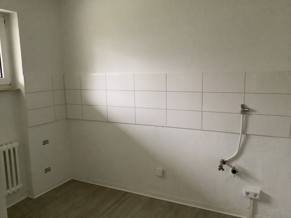 Gemütliche 2-Zimmer-Wohnung mit Wannenbad und Balkon - Foto 4