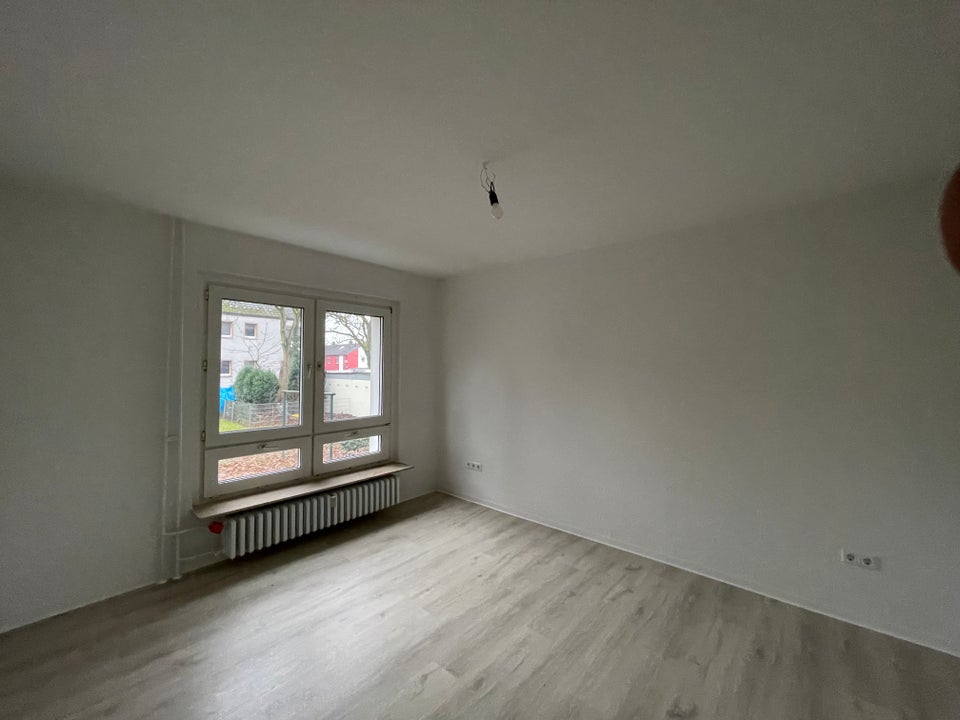 Jetzt zugreifen: renovierte 2-Zimmer-Single-Wohnung - Foto 2