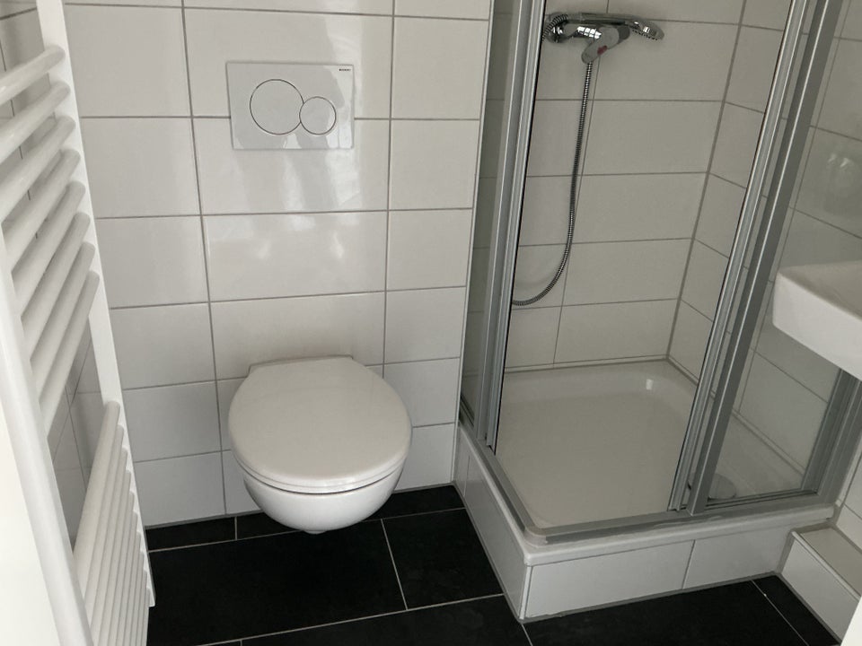 Verfügbare hübsche 2,5 Zimmer-Wohnung in beliebter Lage - Photo 1