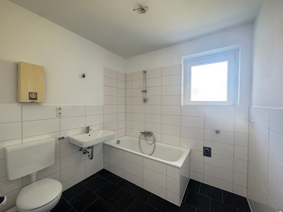 Attraktive 2-Zimmer-Wohnung mit Balkon & Wohlfühlcharakter - Photo 3