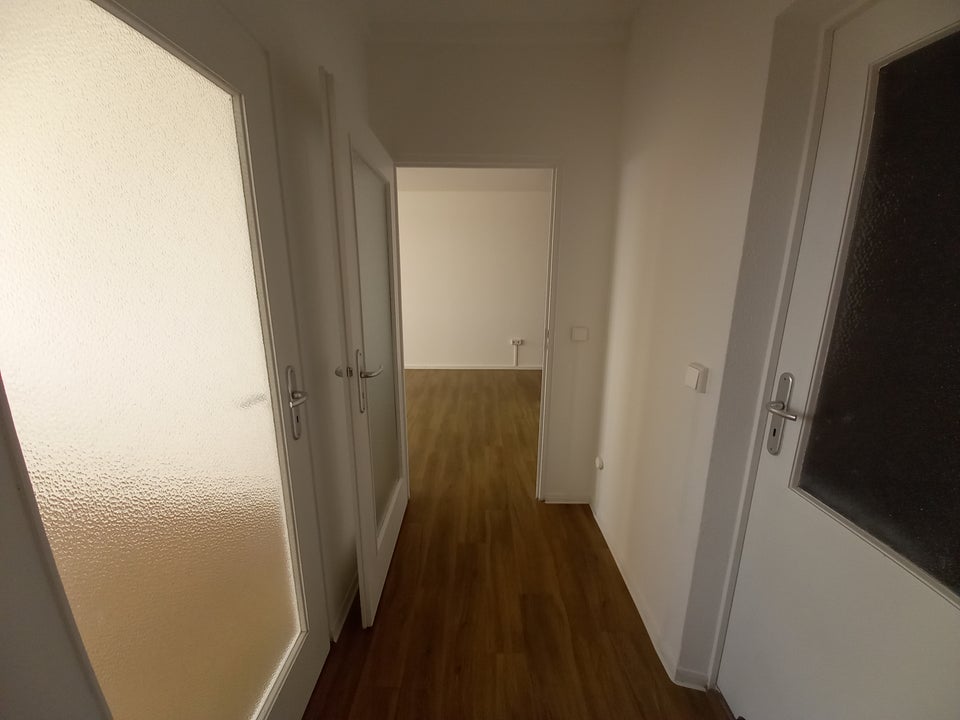 Schon gesehen? Günstige 2-Zimmer-Wohnung ab Mai 2026 anmietbar - Foto 3