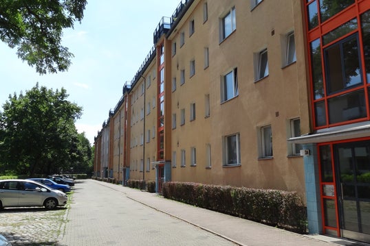 تصویر schöne 2-Zimmer-Wohnung mit Balkon · Lupinenweg 1a, 12357 Berlin