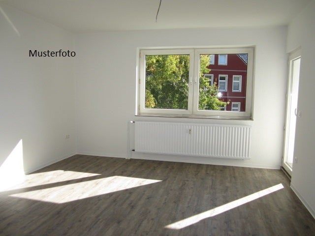 Individuelle 3-Zimmer-Wohnung mit Balkon! - Foto 1