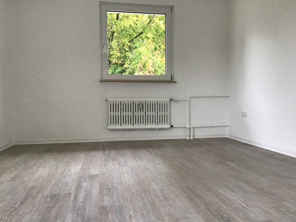 Hier macht wohnen Spaß: bezugsfertige 3-Zimmer-Wohnung im Grünen! - Photo 5