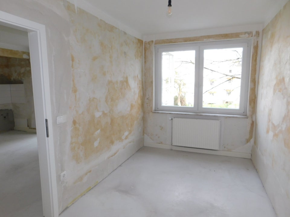 Nachmieter gesucht: 2-Zimmer-Altbauwohnung mit großem Balkon - Photo 2