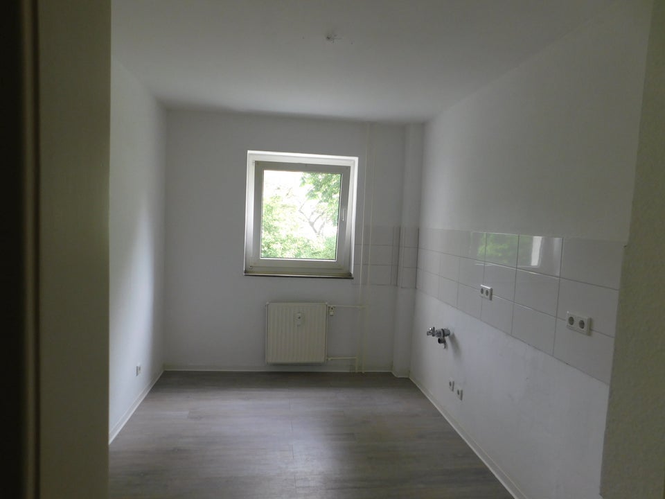 Nachmieter gesucht: 2-Zimmer-EG-Wohnung mit Balkon - Photo 4