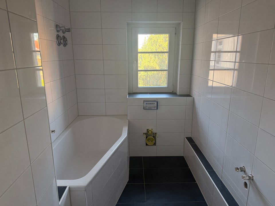 Wir sanieren für Sie - kleine 3-Zimmer-Wohnung - Foto 1