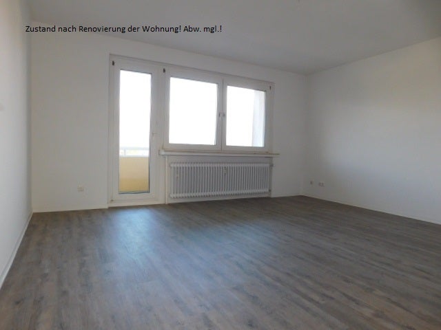 Renoviert und bezugsfertig 3-Zimmerwohnung im 3. OG mit Balkon in grüner und ruhiger Umgebung... - Foto 1